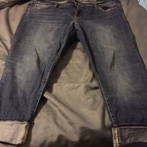 GAP jean capris. Straight cuff. Size 16/33R.
